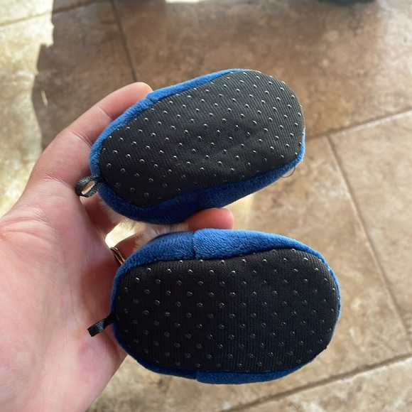 Denver Broncos Baby Slippers - Picture 3 of 3